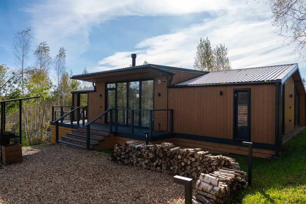 Дом с чаном и сауной у леса.