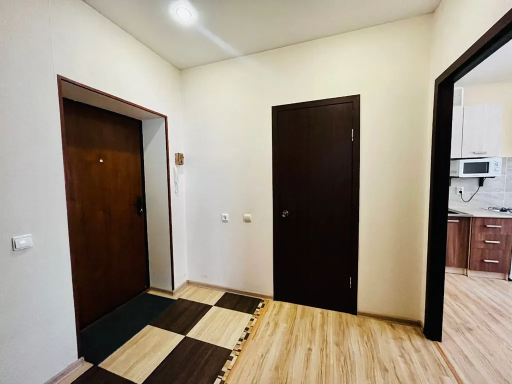 Хорошая 1-комнатная квартира на Агапкина