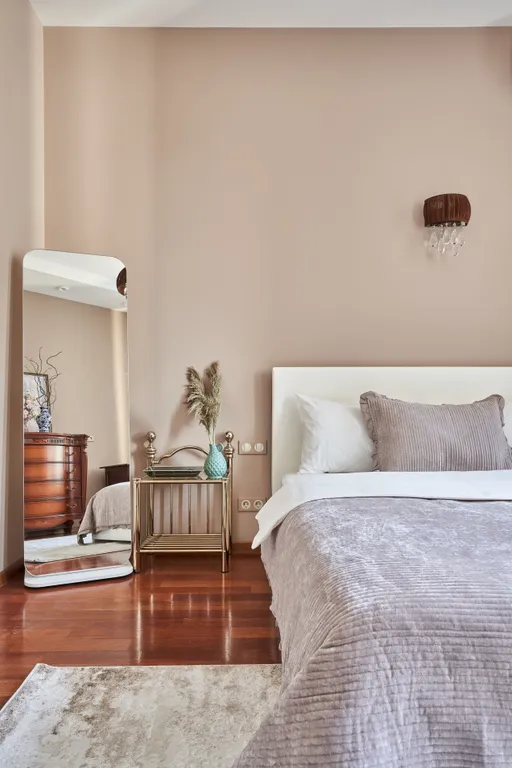 Квартира 3-комнатная квартира в знаменитом доме на Патриарших прудах в центре — Москва