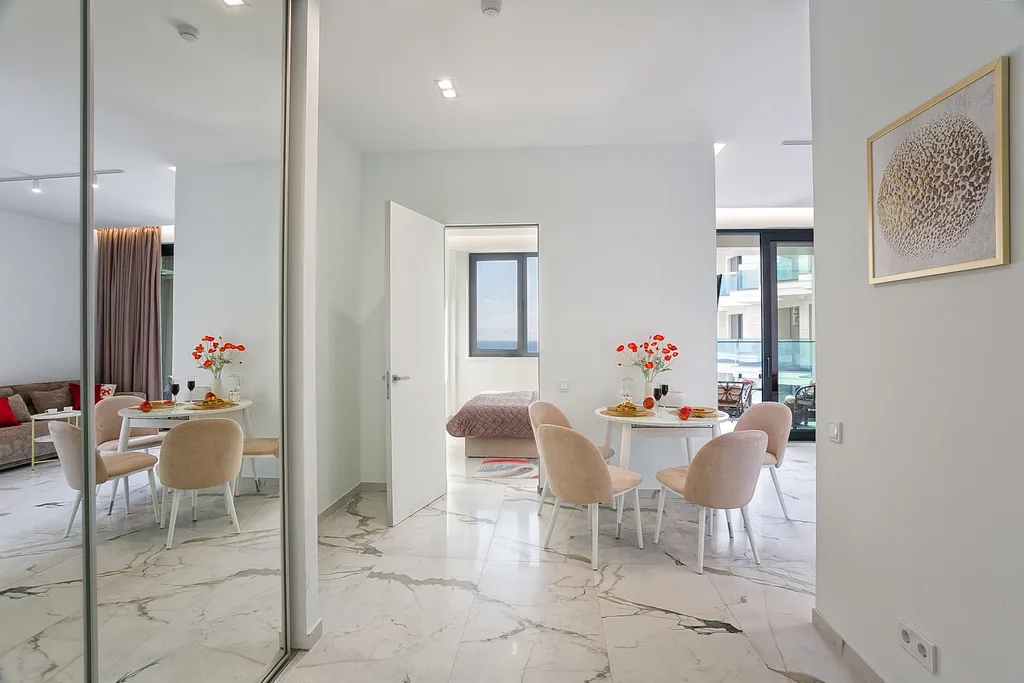 Апартаменты с видом на море в скай плаза