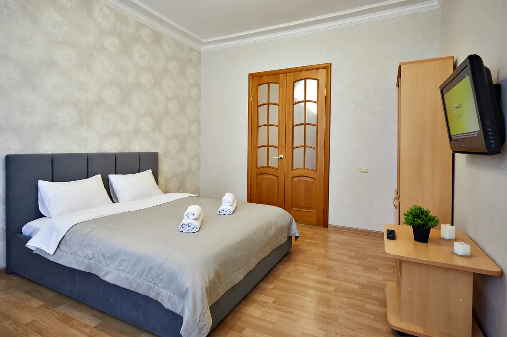 2-комнатная с раздельными спальнями в самом центре