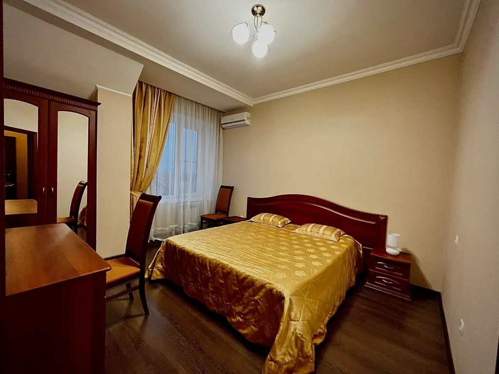 Уютная гостиница с супер расположением для путешественников и отдыха