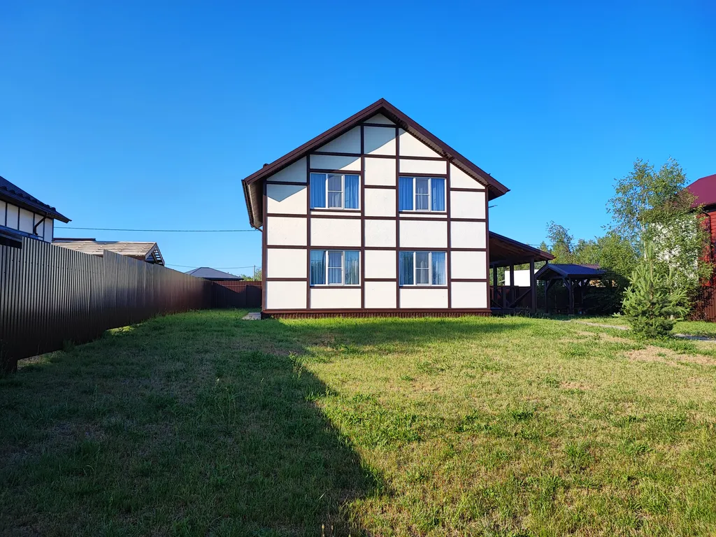 Дом для отдыха в Гришкино 232 м.кв. 8-20 чел.