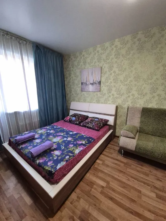 Однокомнатные апартаменты возле ТРЦ Аура