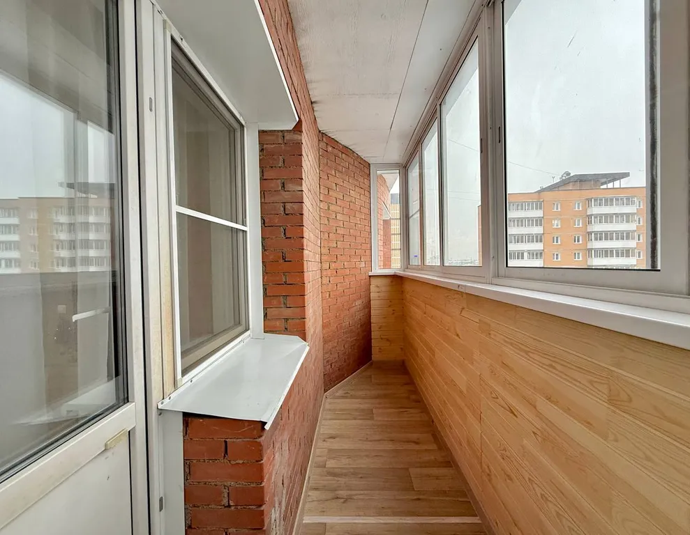 1-комнатная квартира в центре города, 13 этаж