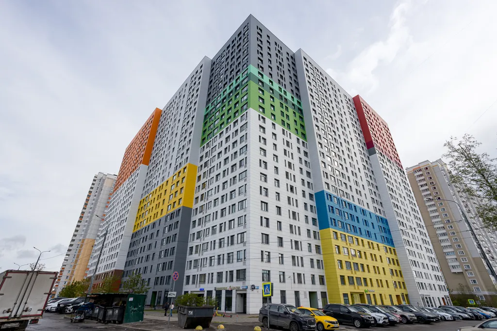 Евро-двухкомнатная квартира с дизайнерским ремонтом