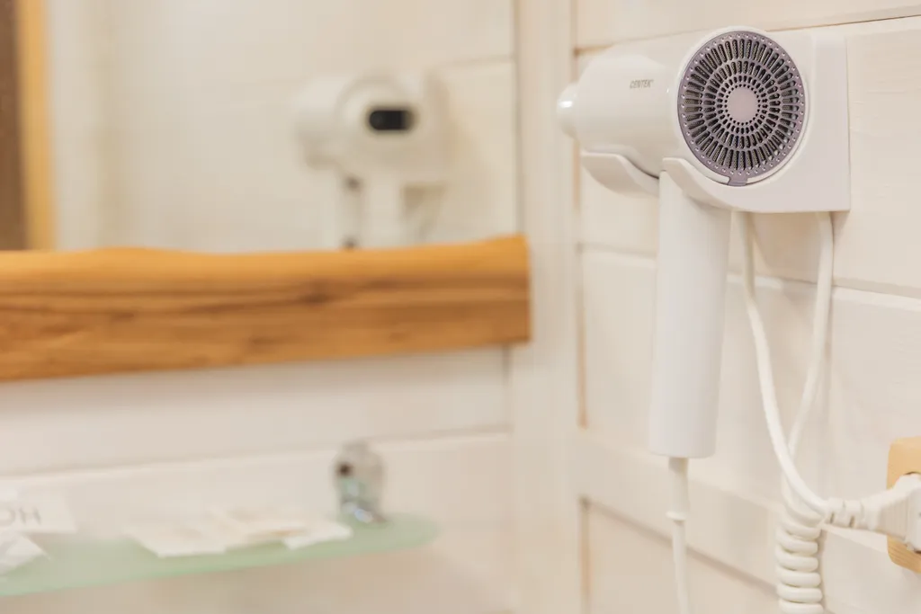 Коттедж Домик на берегу озера с чаном и рыбалкой — Голыгино