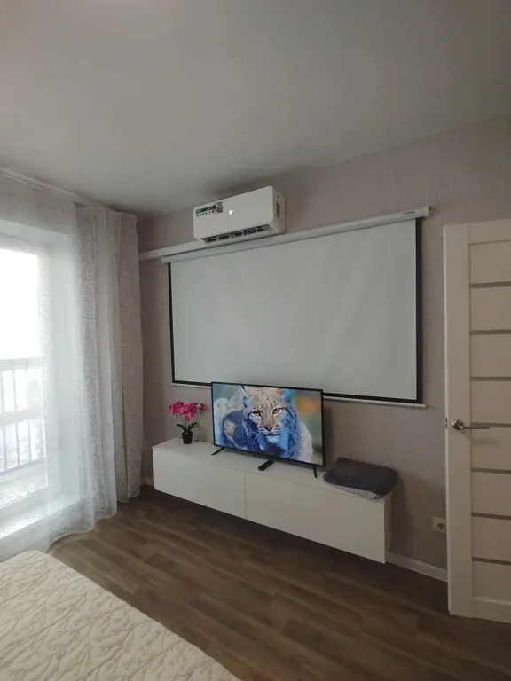 Квартира в апарт-отеле с кинотеатром у МНТК, зари, аэропорта, въезд 24/7