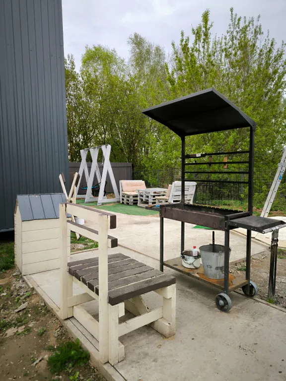 Дом с видом на лес