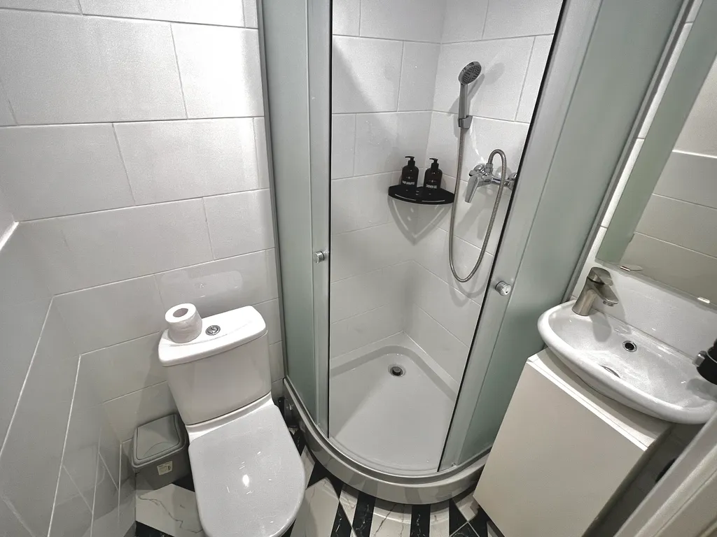 Шикарная новая студия в самом центре