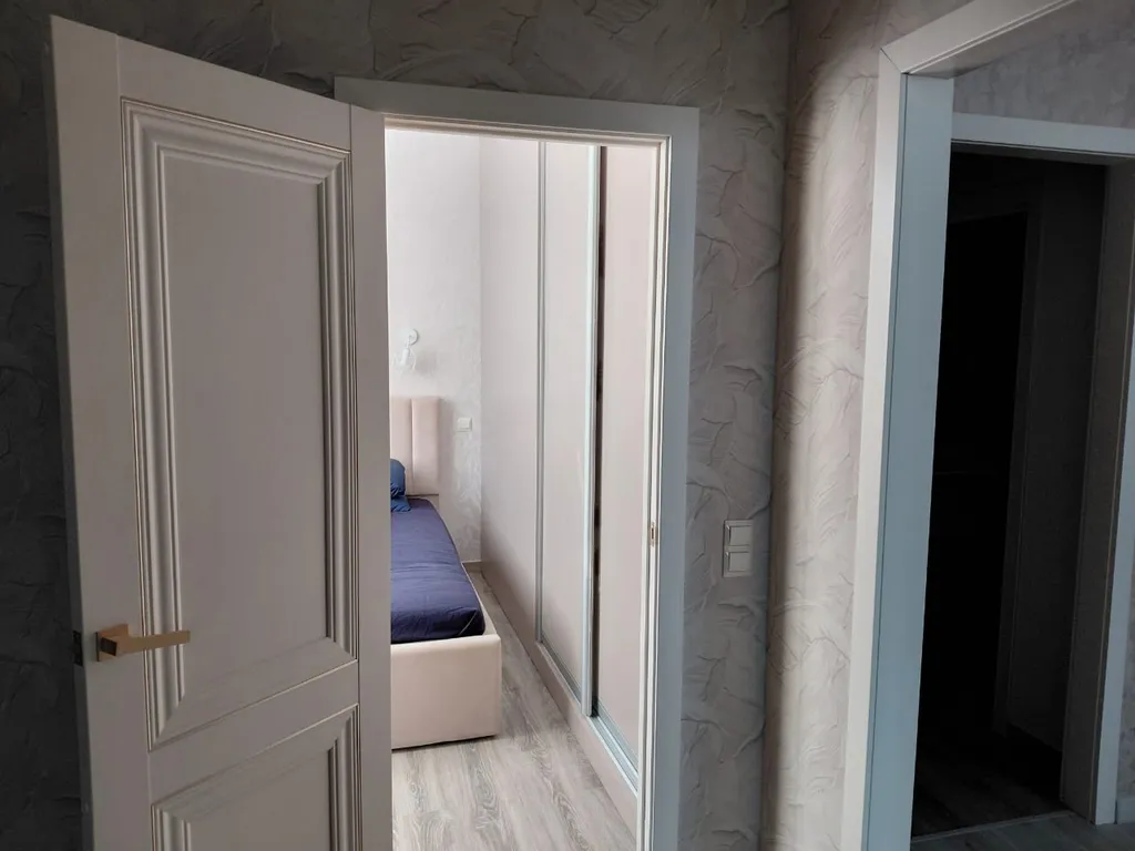 Двухкомнатная квартира возле набережной