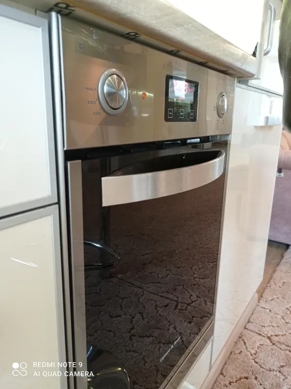 Зеркальная студия