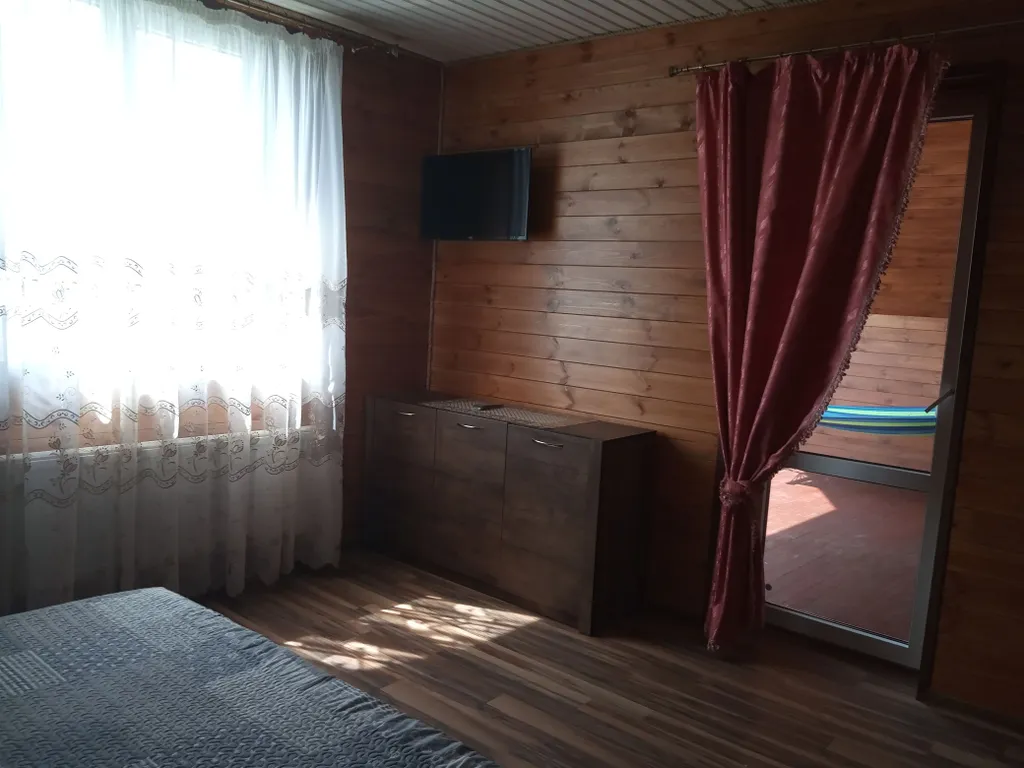 Дом-баня у реки