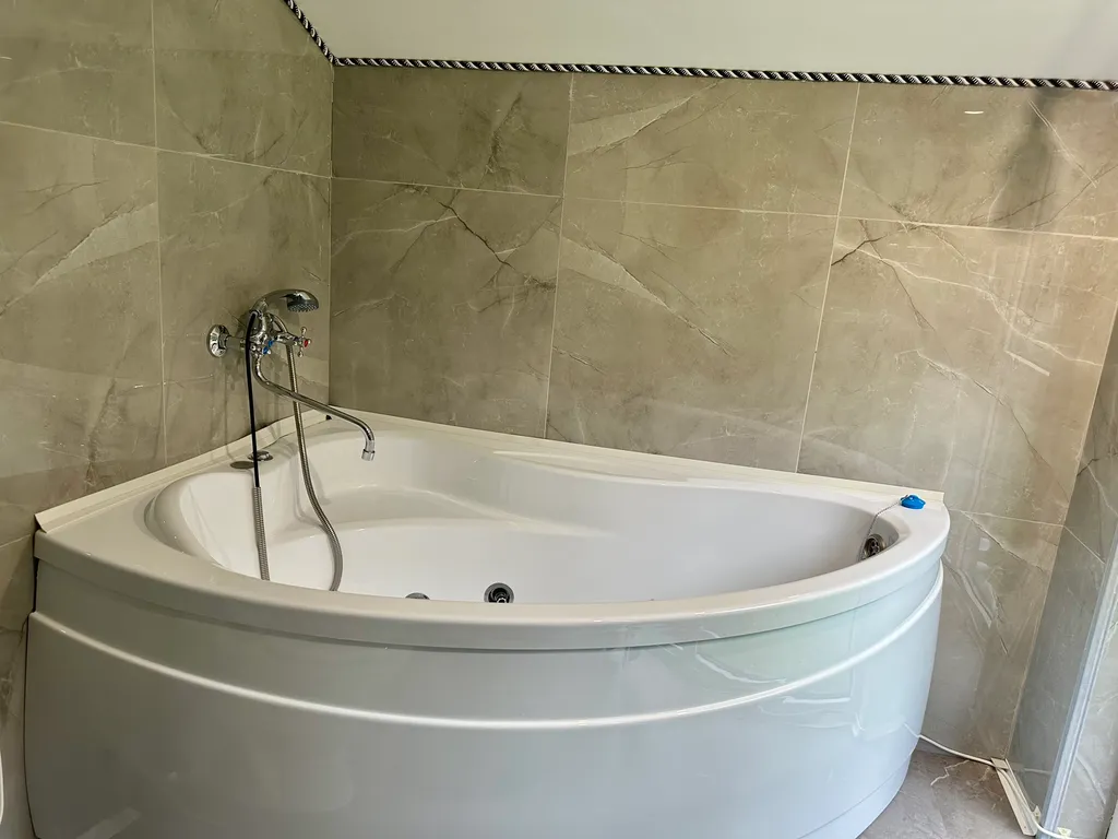 Коттедж с джакузи