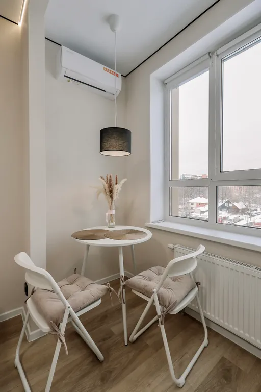 Великолепная студия, совмещенная с лоджией, для двоих гостей