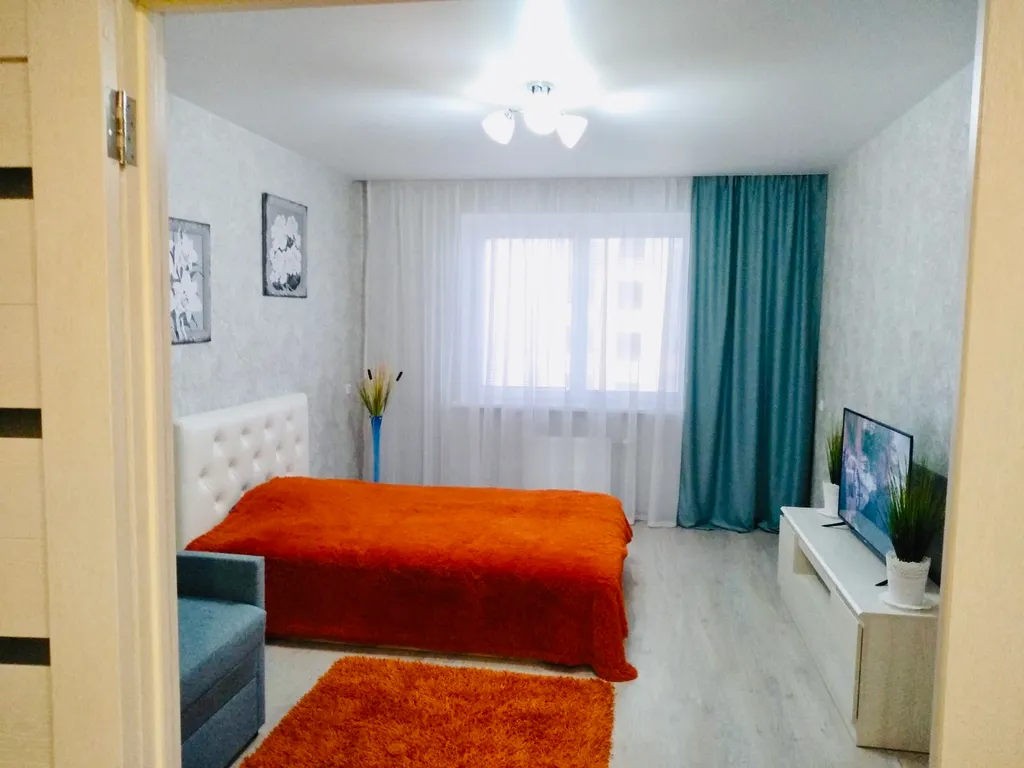 Стильная квартира рядом с центром, кондиционер