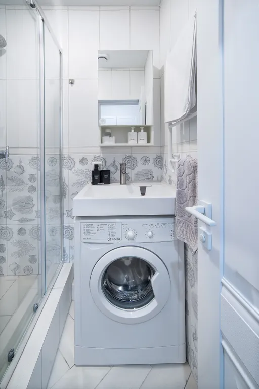 Стильная уютная инстаграммная студия "тропики" в элитном жк