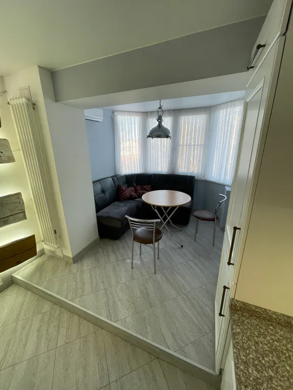 Уютная двушка в центре с отдельными изолированными спальнями