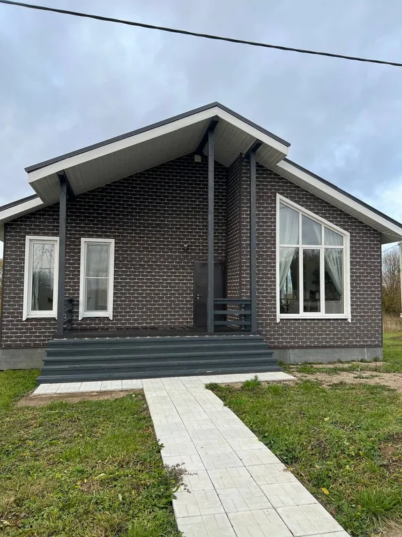 Современный дом для загородного отдыха