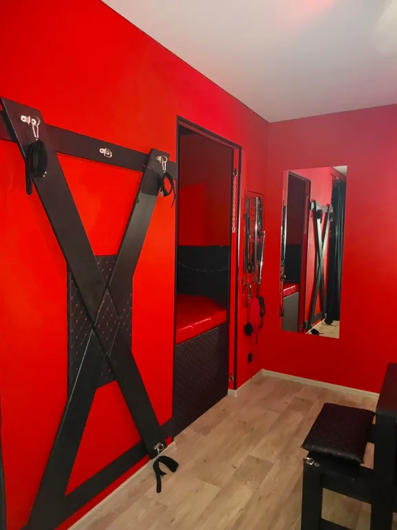 Квартира Идеальное место для романтических встреч — аренда посуточно в Стройкерамика