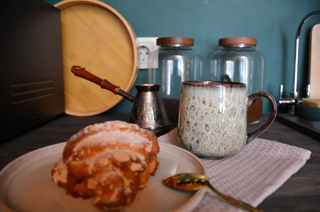 Уютный дом в сосновом лесу