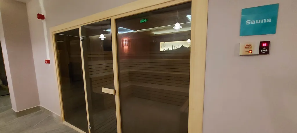 Квартира XL в Azura World Residence c лучшим видом