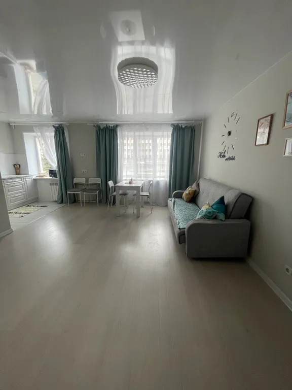 Евродвушка у озера