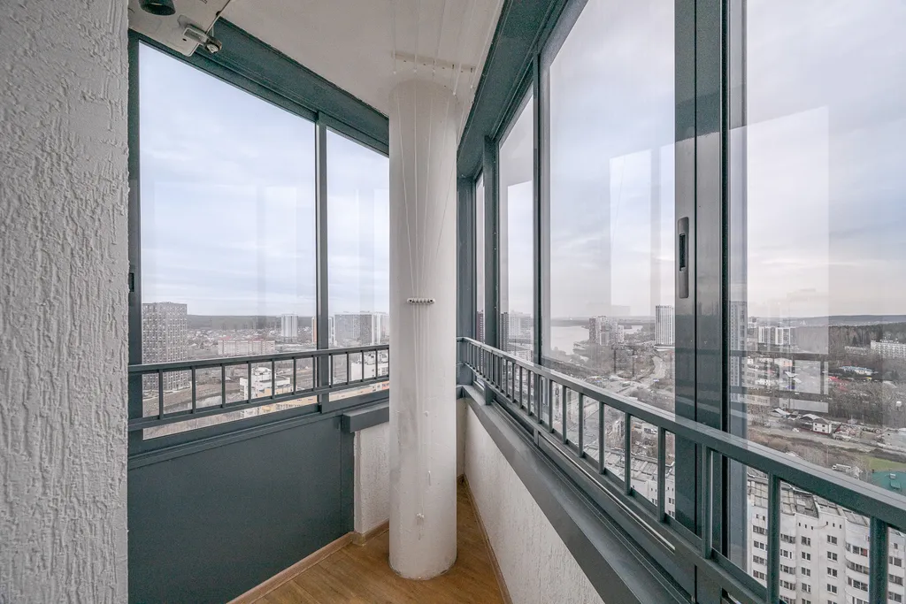 Квартира Квартира класса комфорт плюс — Екатеринбург