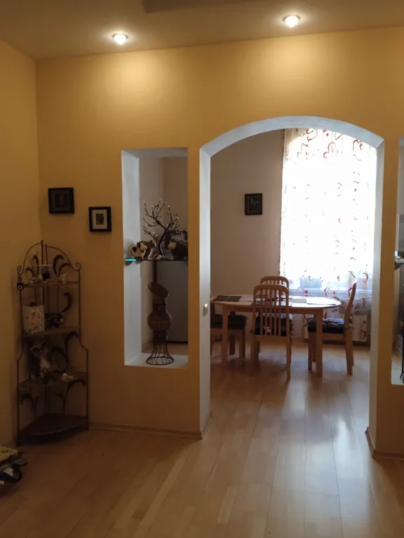 Просторная квартира около замка