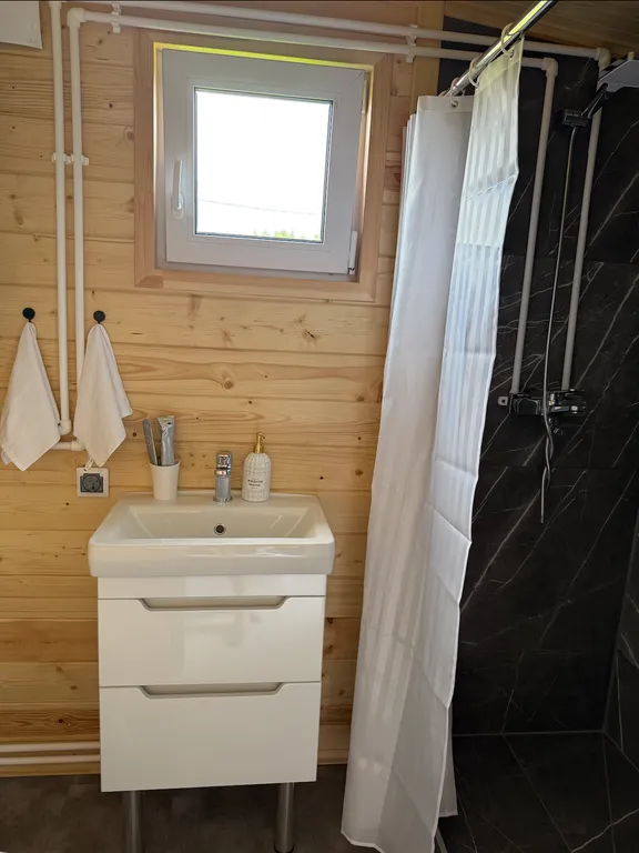 Домик с 2 спальнями с видом на лес