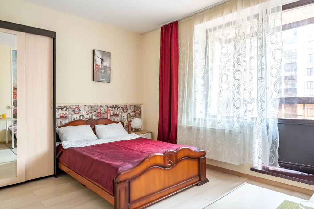 Квартира Английская студия у метро — аренда посуточно в Мурино