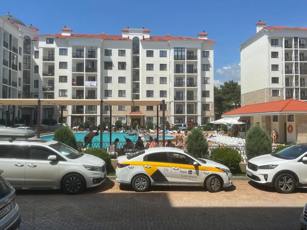 Апартаменты Изумрудный с бассейном