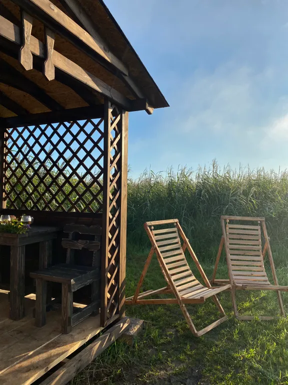 Тихое и комфортное место на берегу реки Лесная