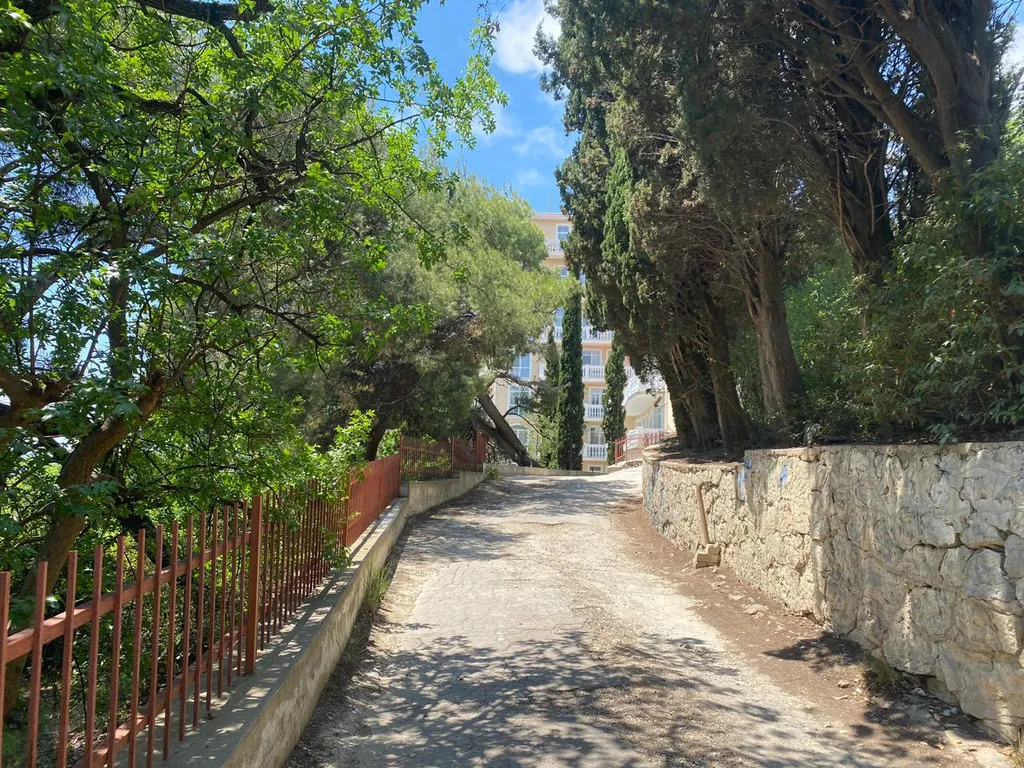 Шикарная современная студия на берегу моря