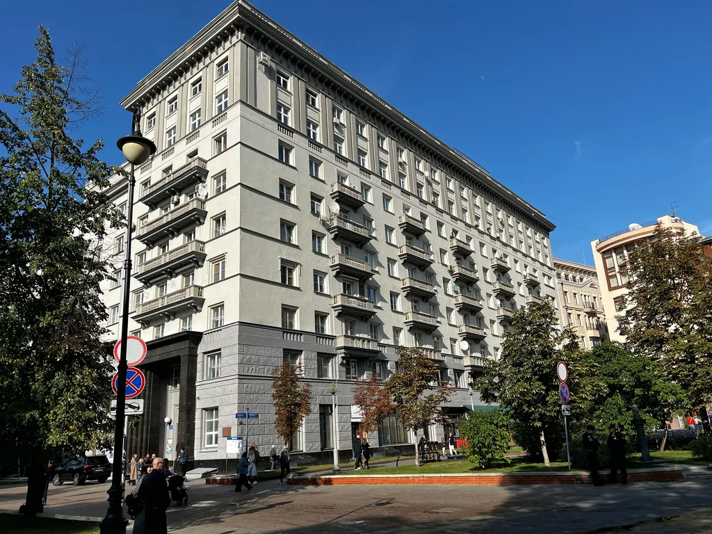 Квартира Трёхкомнатная квартира в Доме Писателей, Третьяковская галерея — Москва