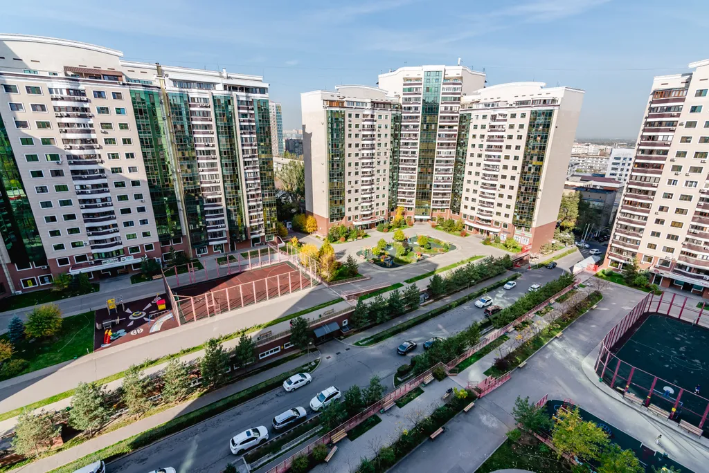 Апартаменты Aray в центре города и с видом на горы