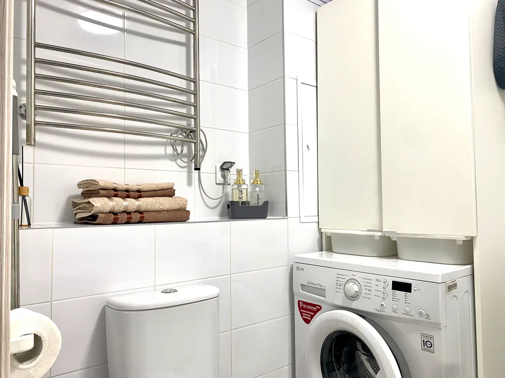 Уютная евродвушка комфорт-саларис возле метро