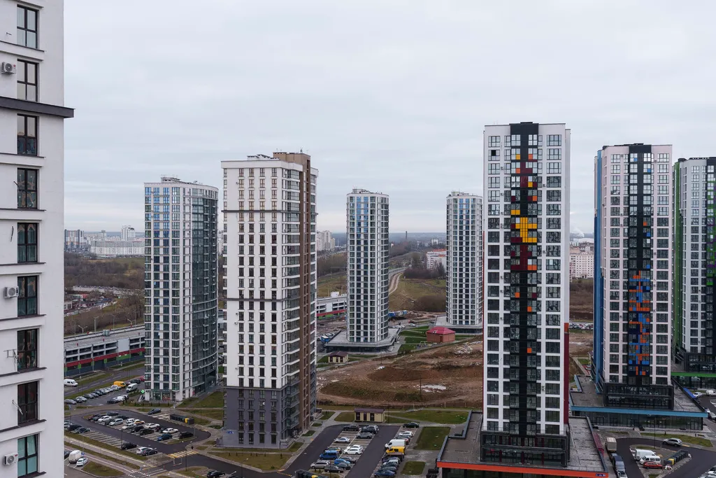 Апартаменты с видом на город в районе Минск мир