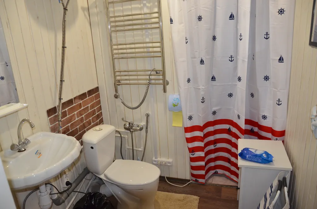 Коттедж Большой гостевой дом — Волхов