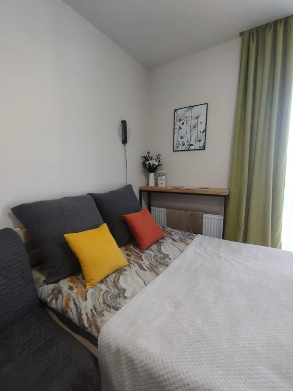 Квартира Студия с философским видом на жизнь — аренда посуточно в Екатеринбург