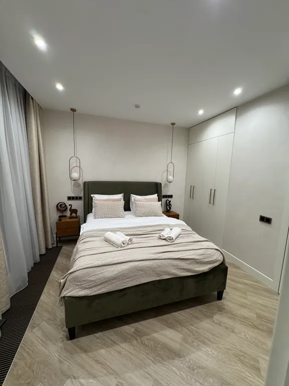 Гранд Престиж апарты с 3 отдельными спальнями и навесной маркизой