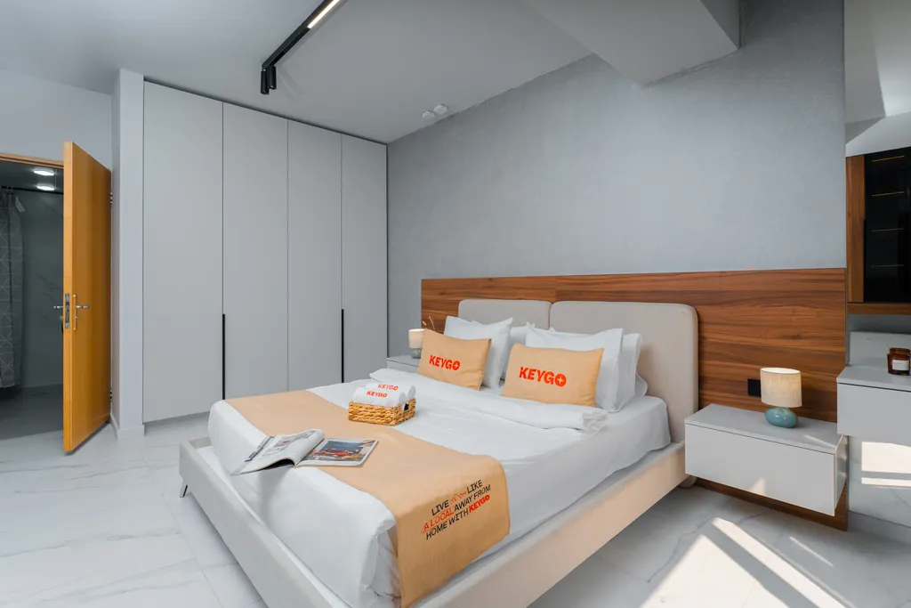 Апартаменты рядом с парком имени Дианы Абгар