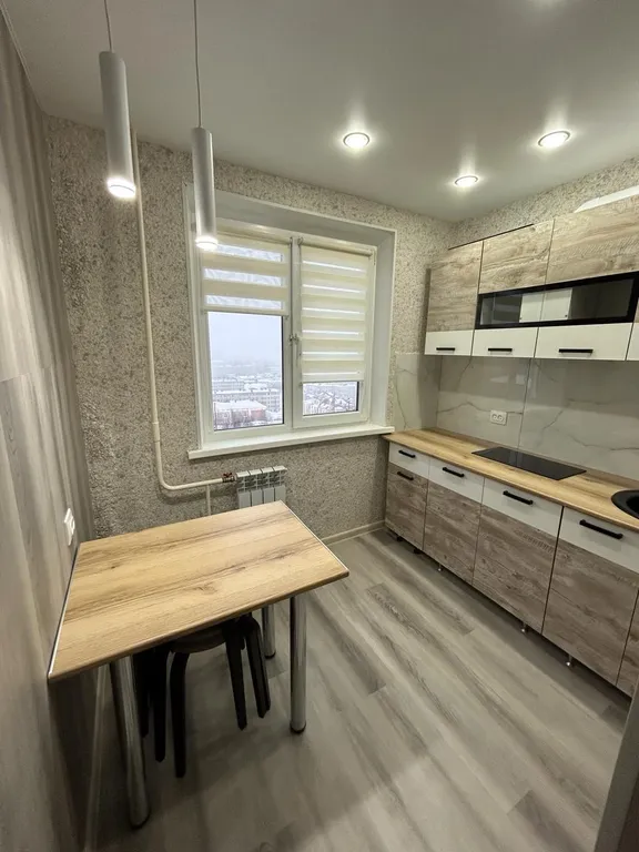 Уютная квартира рядом с горнолыжным городским склоном — аренда посуточно в Кировск