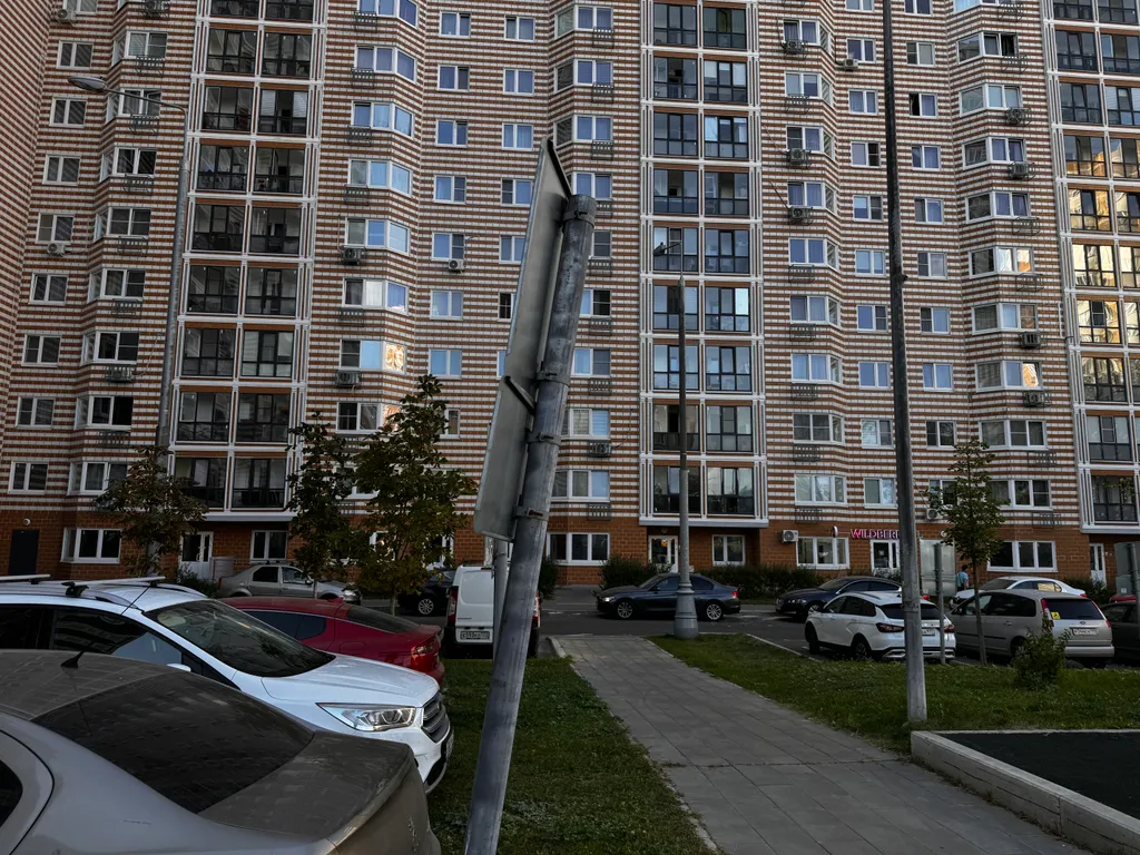 Квартира Уютная квартира около метро Беляево — Москва