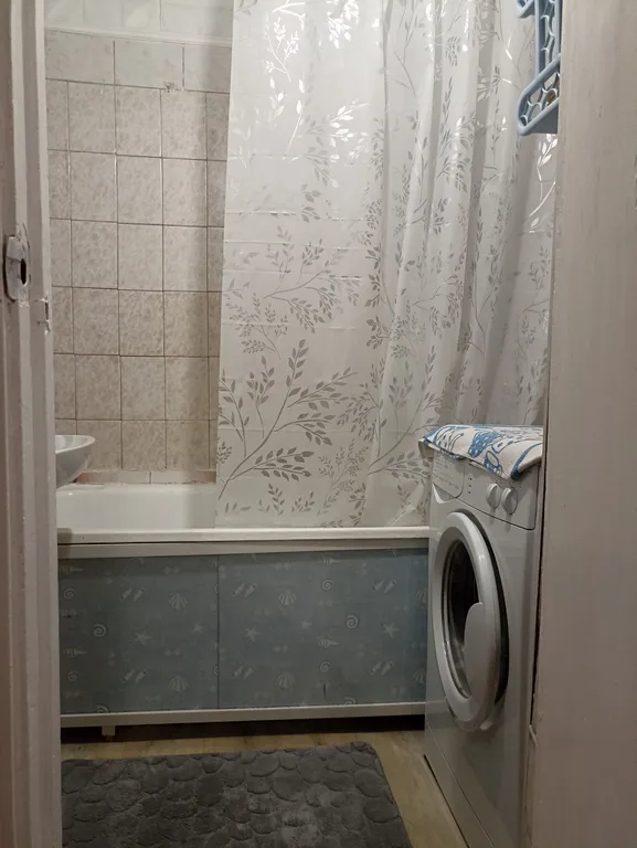 2-комнатная квартира рядом с ЖД Вокзалом