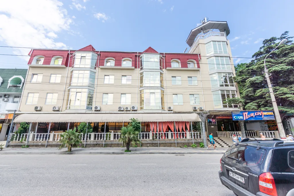 2х комнатные апартаменты в 200 метрах от моря в центое Алушты