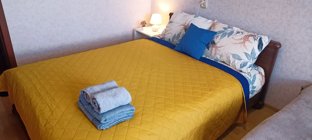 Квартира Квартира Центр города! 3 изолированные комнаты, 3 кровати — Калининград