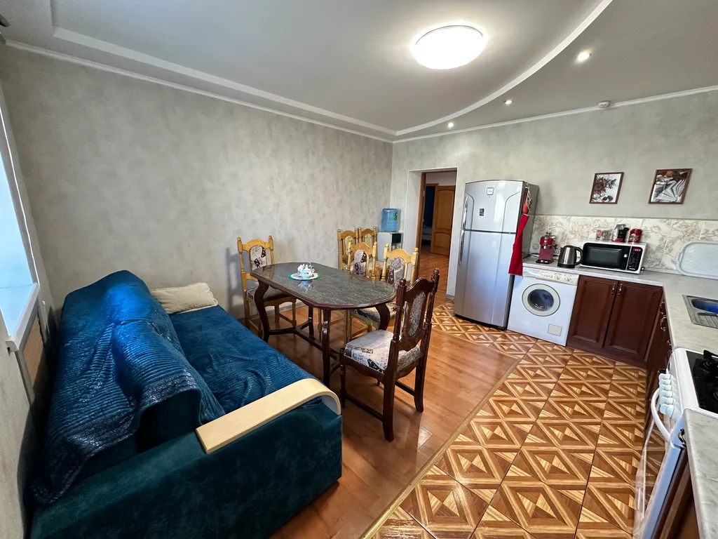 Квартира Квартира для большой семьи в центре с видом на кремль+паркинг и сауна — Казань