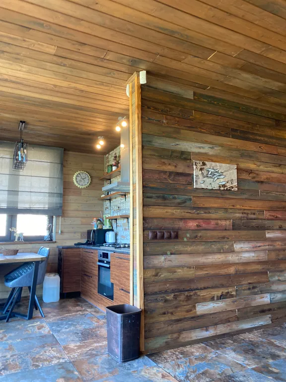 Коттедж Загородный дом на берегу реки — Матросово