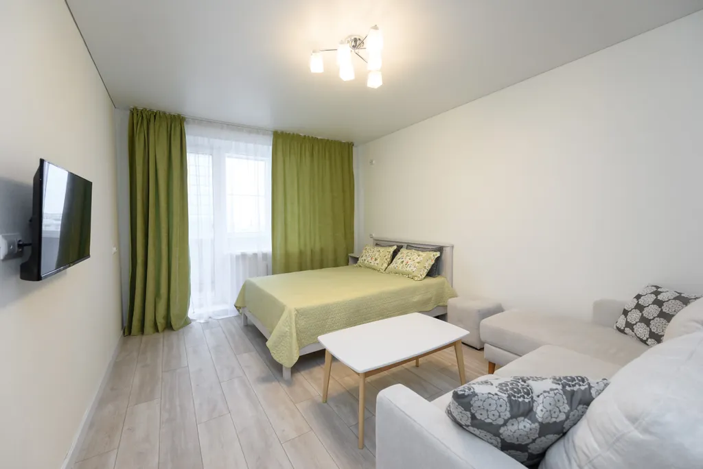 Квартира на Алом поле